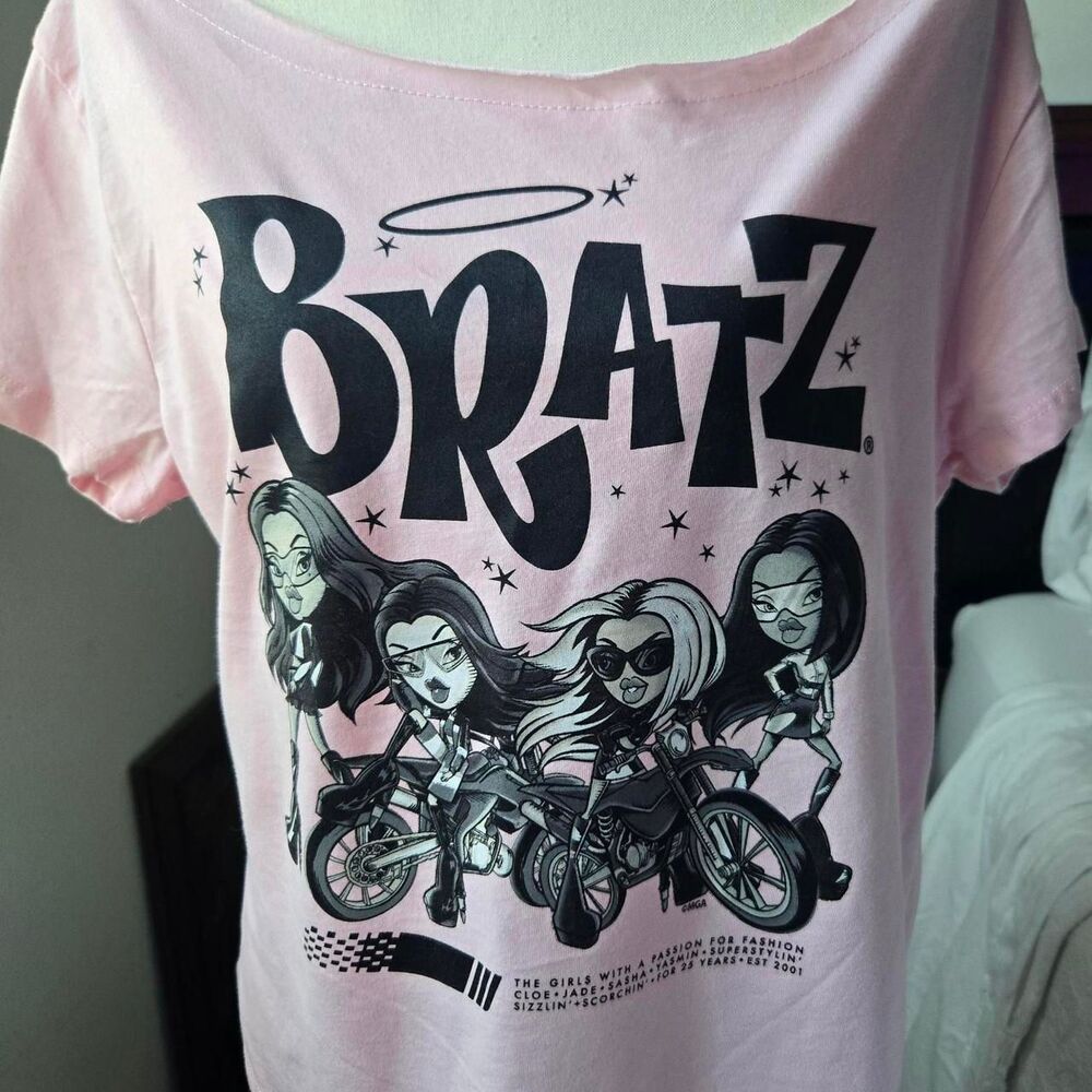 Bratz Women's Pink T-shirt